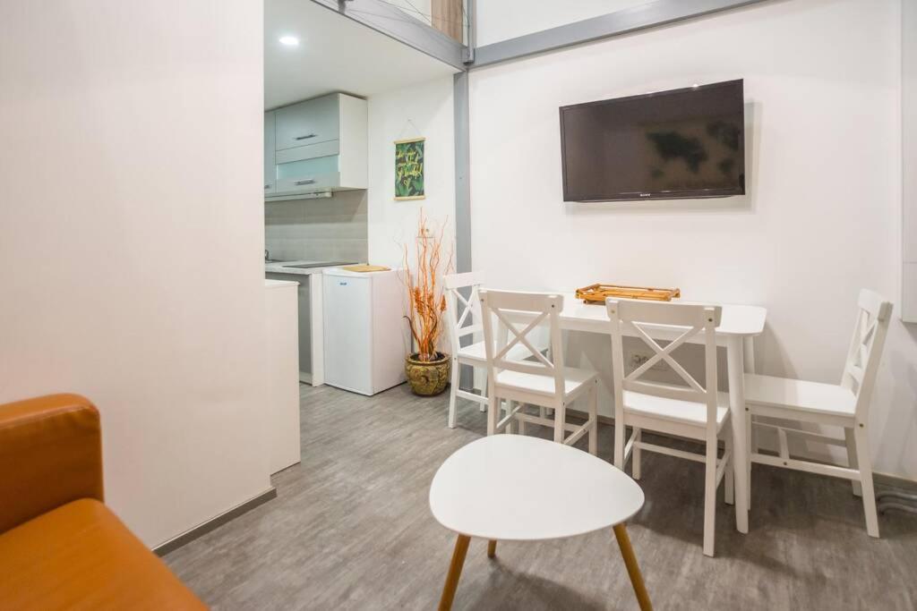 Apartma N'Poznam Tobacna Ljubljana Exterior foto